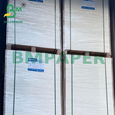 60 g jednorazowej rolki z powlekanej PE papieru kraftowym do pakowania 72x102cm