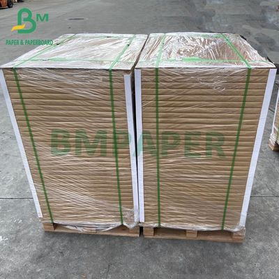 150 g / m2 157 g / m2 Chromocoat Paper w arkuszu Ream Packing 640 X 900 mm 700 X 1000 mm