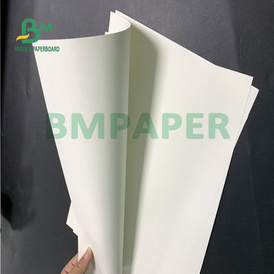 Chłonne arkusze papieru o wymiarach 700 mm x 1000 mm Super chłonne płynne płaskie powierzchnie
