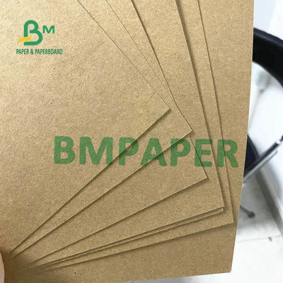 Niepowlekany niebielony papier pakowy z makulatury 230 g / m2 250 g / m2 300 g / m2