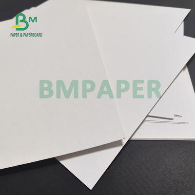 Lekki papier powlekany FBB o gramaturze 350 g / m2 1S do pakowania farmaceutycznego 37 &quot;X 25&quot;