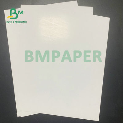 Błyszczący papier artystyczny o wysokiej jasności C2S 128 g / m2 150 g / m2 250 g / m2 300 g / m2 350 g / m2