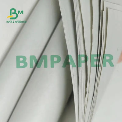 52g Rolka papieru gazetowego Jumbo o dobrej absorpcji atramentu Niska biel