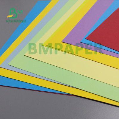 Papier Bristol 70 g / m2 80 g / m2, arkusze papieru rysunkowego do karteczek samoprzylepnych 61 x 86 cm