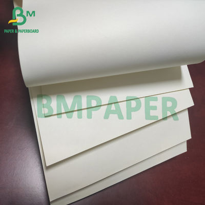 Niepowlekany, bezdrzewny papier do drukowania w kremowym odcieniu, 100 g/m², wysoka nieprzezroczystość