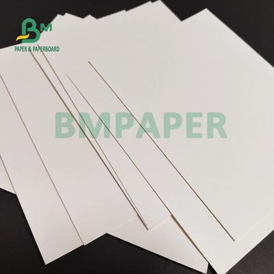 230 g / m2 + 15 PE Matowy laminowany papier na kubki do gorących napojów 882 mm