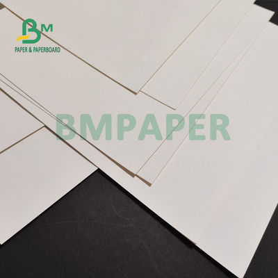 230 g / m2 + 15 PE Matowy laminowany papier na kubki do gorących napojów 882 mm