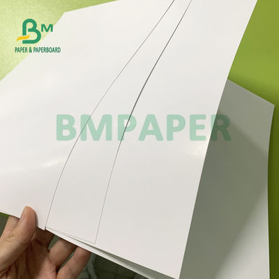 8pt 10pt Błyszczący papier C2S o wysokiej sztywności do wysokiej klasy grafiki 660 mm x 990 mm