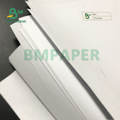 Rolka białego papieru Bond o gramaturze 60 g / m2 i gramaturze 65 g / m2, biały papier do druku offsetowego do katalogu 8,5 x 11 cali