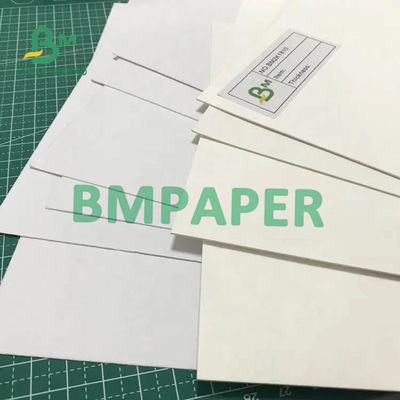 Biała chłonna bibuła o dużej masie 0,4 mm 340 g w arkuszu 445 mm 610 mm 889 mm