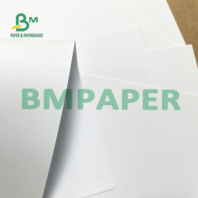 Offsetowy niepowlekany papier dokumentowy 250GSM 300GSM Wysoka gramatura na kartki okolicznościowe