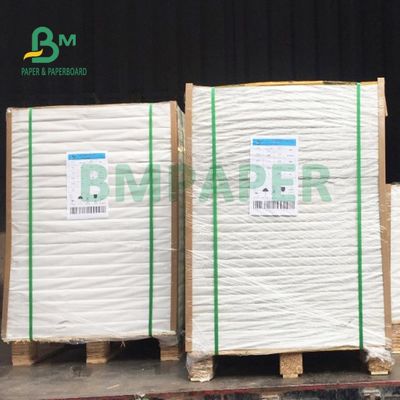 Super biały papier offsetowy bezdrzewny 140 g / m2 160 g / m2 635 mm x 914 mm Dobra płaskość