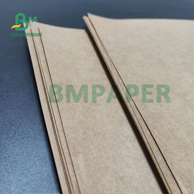 Brązowy papier pakowy Virgin Pulp 90 g / m2 do torby z grubej bawełny Odporny na rozdarcia 70 x 100 cm