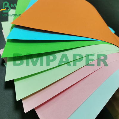 Papier o gramaturze 80g o gładkiej powierzchni z neonowymi kolorami premium