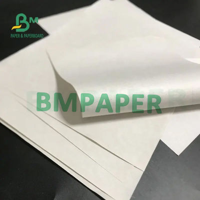 45 g / m2 48,8 g / m2 Rolka papieru gazetowego 650 mm 860 mm z 500 arkuszami na ryzę
