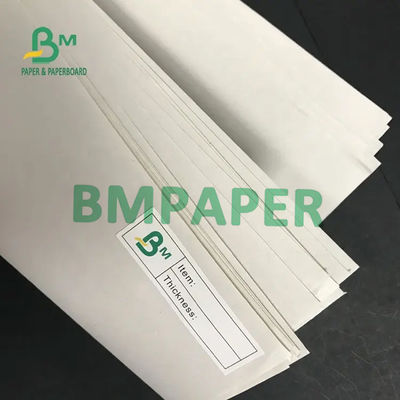45 g / m2 48,8 g / m2 Rolka papieru gazetowego 650 mm 860 mm z 500 arkuszami na ryzę