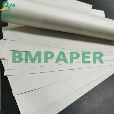 Papier gazetowy o gramaturze 45 g / m2 i gramaturze 48,8 g / m2 Szerokość 680 mm 781 mm Papier do pakowania