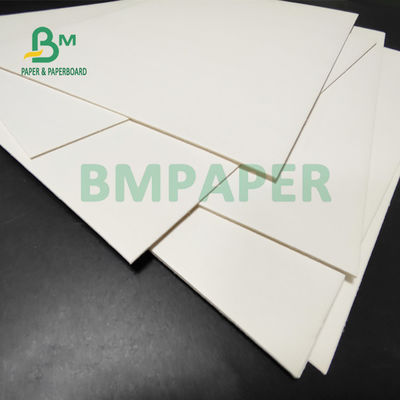 385 g / m2 0,7 mm Niepowlekana mata do piwa 640 x 880 mm Wysoka absorpcja wody