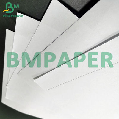 55gsm 60gsm Niepowlekany papier bezdrzewny Druk offsetowy Wysoka jasność Lekki
