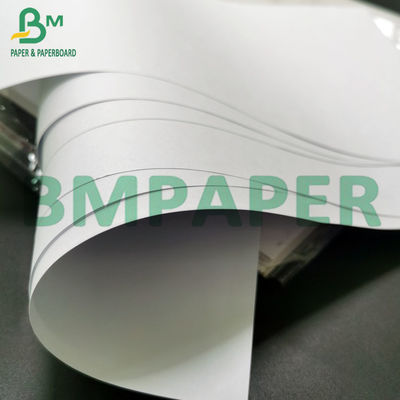 55gsm 60gsm Niepowlekany papier bezdrzewny Druk offsetowy Wysoka jasność Lekki