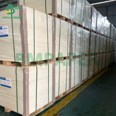 Niepowlekany papier książkowy o dużej objętości 70 g/m² Kremowy papier objętościowy o gramaturze 80 g/m²
