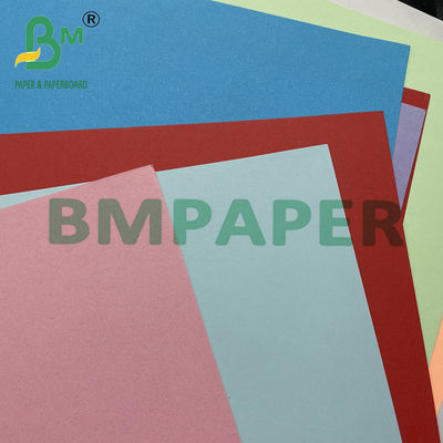 70g 80g 1350mm Czerwony kolor Niepowlekany papier Bristol do karteczek samoprzylepnych