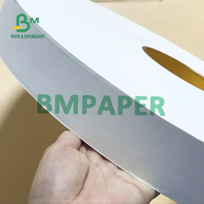 Papier do pakowania o gramaturze 28 g / m2 o szerokości od 22 mm do 53 mm, długości 5000 m, średnicy rolki 550 mm