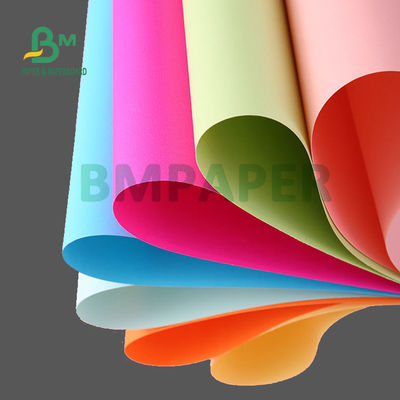 100 - 250 g / m2 Niepowlekany papier Bristol w kolorze czerwonym do majsterkowania 1350 mm Wyraźny obraz
