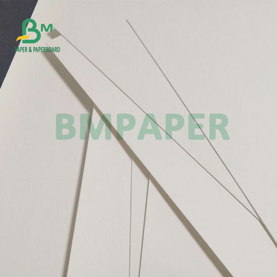 Niepowlekany papier podkładkowy o grubości 0,7 mm i grubości 1 mm do napojów, 455 mm x 570 mm, kość słoniowa