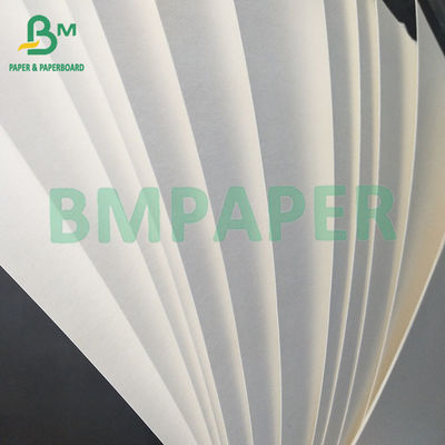 Biała płaska powierzchnia Super Absorpcja płynu Wydajność Papier Absorpcyjny Wody