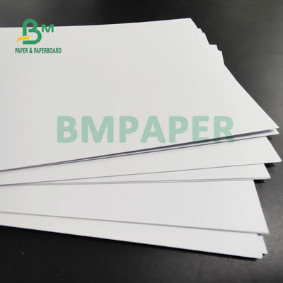 350 gm 400 gm Papel niepowlekany do hangtag 720 X 1020 mm Wysoka bieliwość