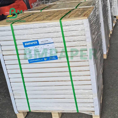 55 gm 60 gm Wielokopiony NCR Papier kopiowy bezwęglowy Błękitny lub czarny Obraz 860 x 610 mm