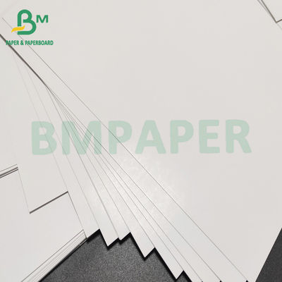300 GSM Kartki do gry w papierze Gra kartonowa Papier Błękitny rdzeń Czarny rdzeń