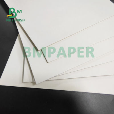 1.4MM 1.6MM Biały Papier Absorpcyjny Do Kolejki Wysokiej Absorpcji 70 x 100cm
