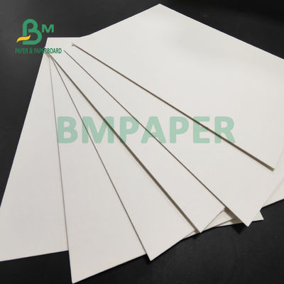 1.4MM 1.6MM Biały Papier Absorpcyjny Do Kolejki Wysokiej Absorpcji 70 x 100cm