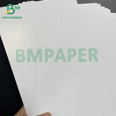 Dobry magazyn Stabilność druku 150gm Glossy Coated Couch Paper