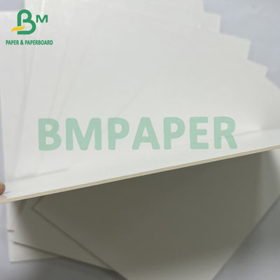 Gładka 2 mm gruba, z dwóch stron glina powlekana, biała FBB SBS Blister Card