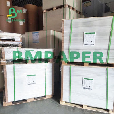 17&quot; / 18&quot; x 12&quot; 40gm Foods Wrap Greaseproof Paper For Hamburger