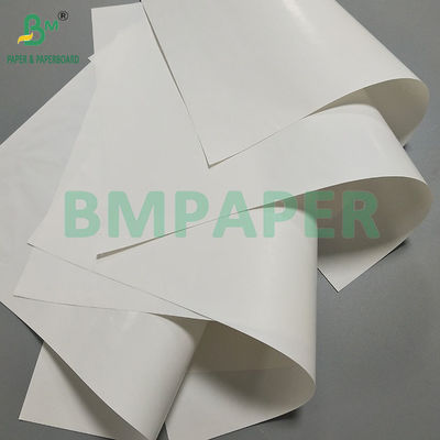 67 gm Biały papier na etykietach napojów