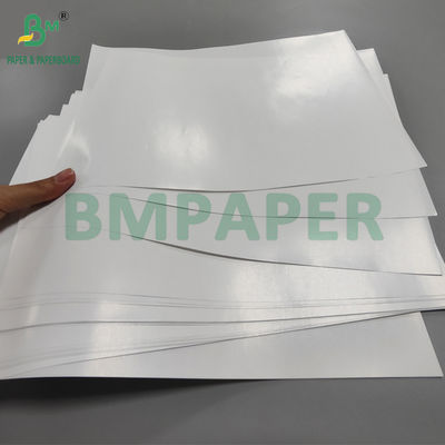 80 gm Powierzchnia pokryta błyszczącą białą sztuką papieru do etykiet na naklejki 65 x 95 cm