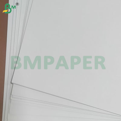 120 GSM Super białe blachy papieru offsetowego bez drewna 787 Szerokość do książek