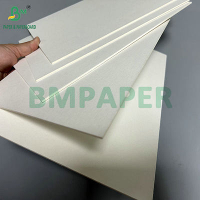 Czyste włókna 1,5 mm 2 mm grubość Papier absorbujący do podłóg 72 x 102 cm