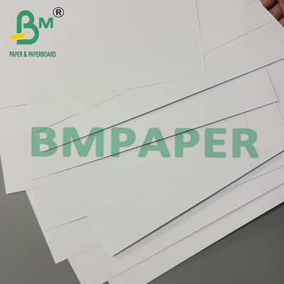 180 g biały bezwłókniony papier bez drewna, karton krem z gładką powierzchnią 70 * 100 cm