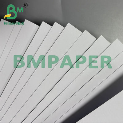 180 g biały bezwłókniony papier bez drewna, karton krem z gładką powierzchnią 70 * 100 cm