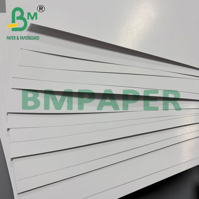 180gm Biały papier sztuki C2s Wysokiej błyszczącej tablicy dla okładek 70 * 100cm