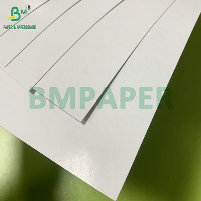 Gładkość 310gm 320gm Wysoka prętość Czarny rdzeń Papier do gry w pokera