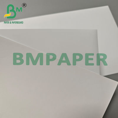 230 g papieru pokrytego matową, błyszczącą żywicą do drukarek atramentowych i laserowych