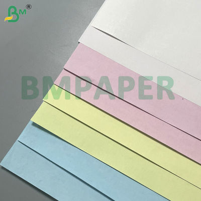 48g 80gm Biały / Różowy / Kolorowy NCR Bezwęglowy Papier Kopiowy List Rozmiar 8.5 &quot;x11&quot; &amp; 8.5 &quot;x14&quot; dla listu przewozowego i formularzy Czarny obraz