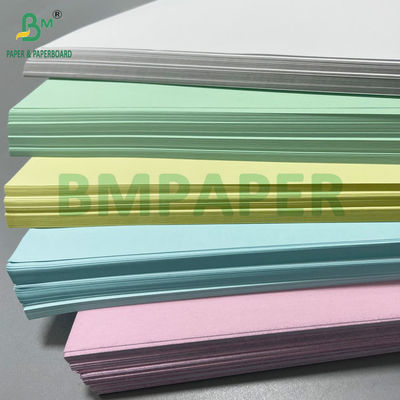52g 55g Czarny atrament NCR Papier kopiujący 430mm X 610mm do druku offsetowego