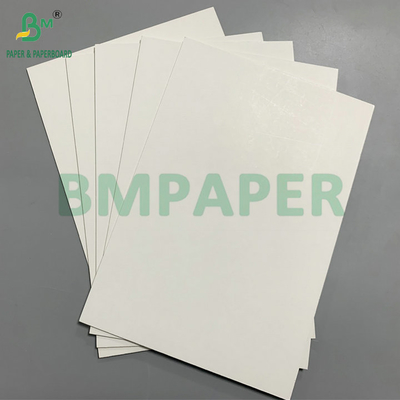 Biała płyta displayowa z pulpy drzewnej 1mm 2mm 1220x2440mm do druku cyfrowego wielkoformatowego